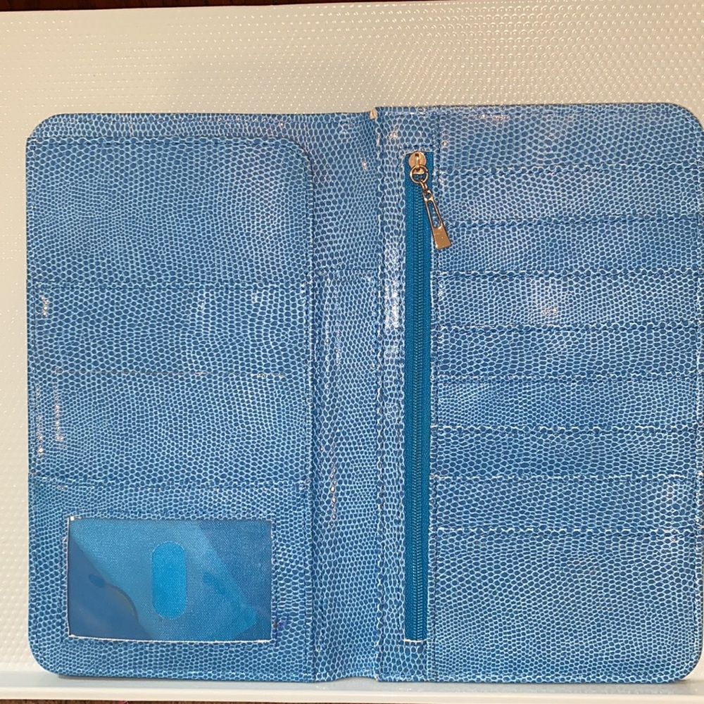 Blue wallet, EUC - Picture 4 of 4